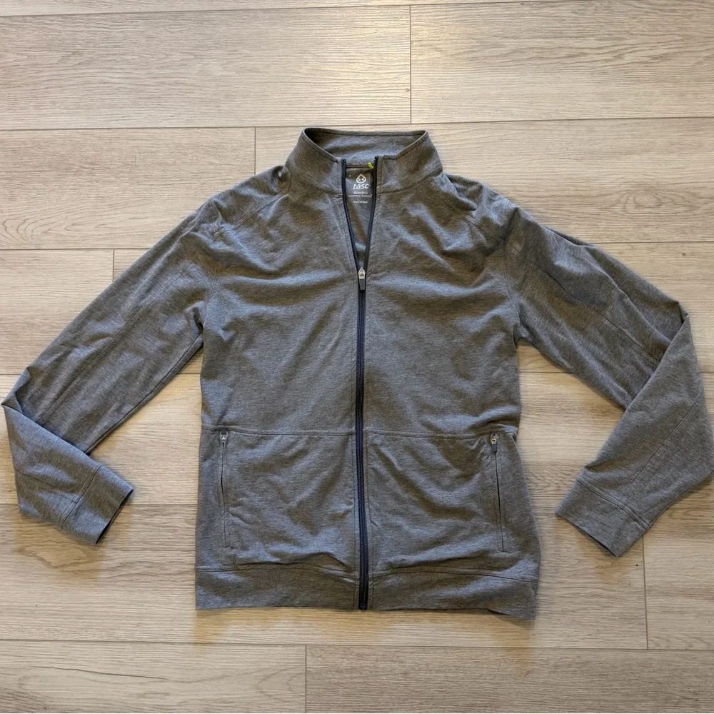 Tasc Performance Jacket Mens Sz S Gray Full Zip Athletic Organic Cotton Bamboo